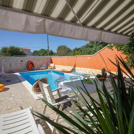 Beautiful Esperanza With Private Pool Near The
