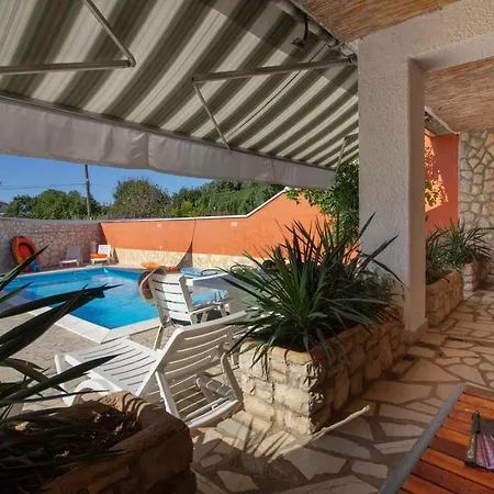 Beautiful Esperanza With Private Pool Near The Vila *