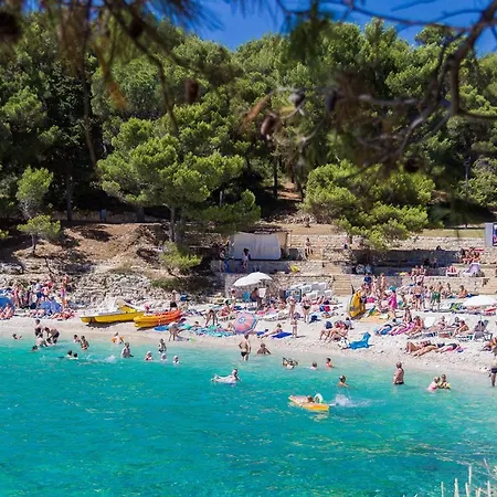 Vila Beautiful Esperanza With Private Pool Near The Pula