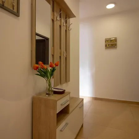 Beautiful Esperanza With Private Pool Near The Pula